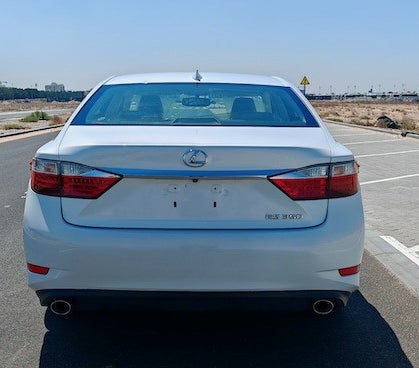 Blanc Lexus ES350 2015