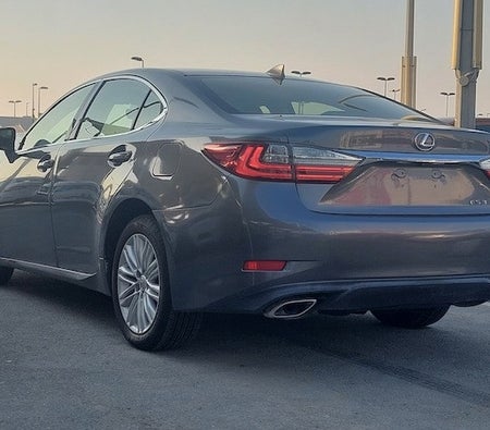 Lexus ES-Series 2016, photo 3 of 4