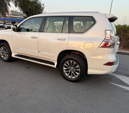 White Lexus GX 460 2015
