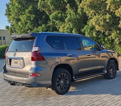 Gray Lexus GX 460 2021