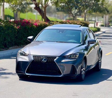 Gris Lexus IS 300 2020