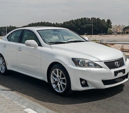 Lexus IS 300 2011, photo 2 of 4