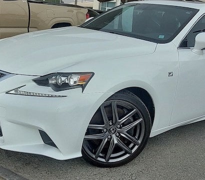 Lexus IS-Series Platinum 2016, photo 3 of 4