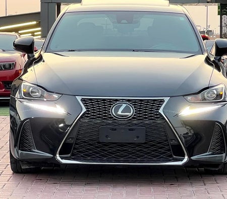 Lexus IS-Series F Sport 2020, photo 2 of 4