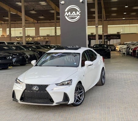 Lexus IS350  2017, photo 2 of 4