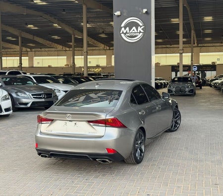 Lexus IS350  2018, photo 4 of 4