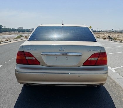 Lexus LS460 2003, photo 3 of 4