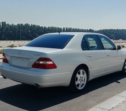 Lexus LS 430 2004, photo 3 of 4