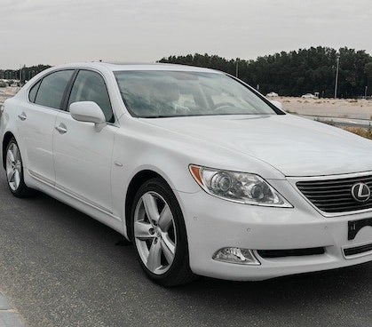 Lexus LS 460L 2009, photo 2 of 4