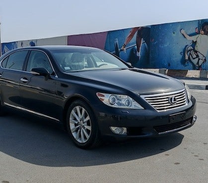 Nero Lexus LS 460 2010