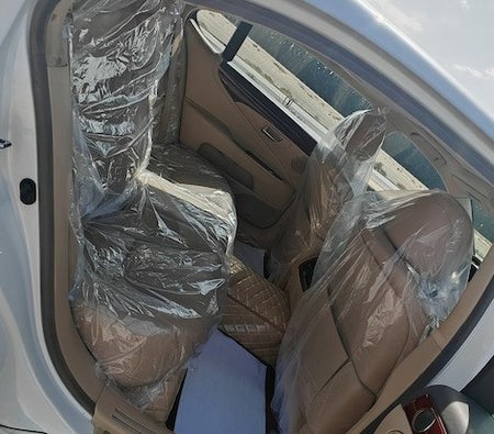 White Lexus LS 460L 2011