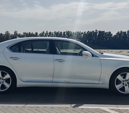 Lexus LS 460L 2011, photo 4 of 4