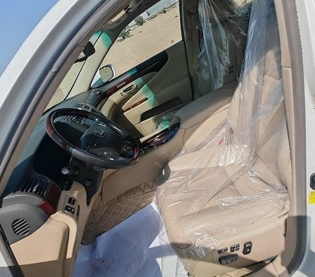 Lexus LS 460L 2011, photo 2 of 4