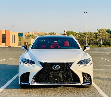 Lexus LS 500 2018, photo 2 of 4