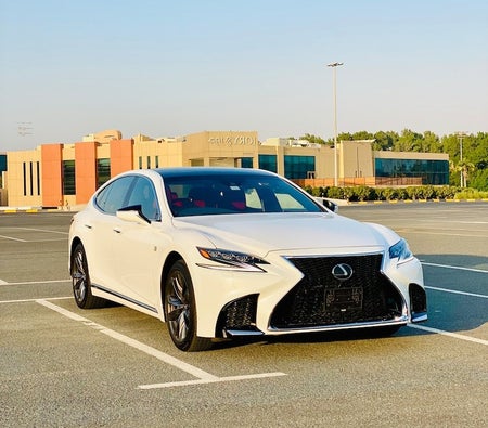 Lexus LS 500 2018, photo 3 of 4