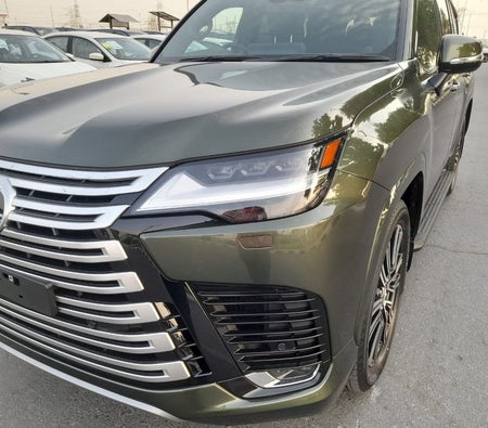 Lexus LX 500 2025, photo 4 of 4