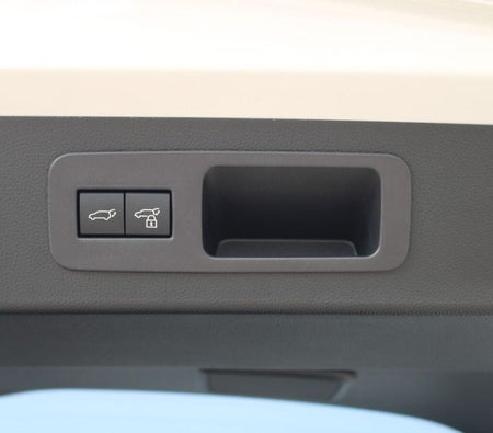 Lexus LX 500 2025, photo 3 of 4
