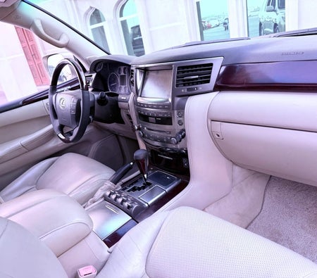 Gold Lexus LX570 2009