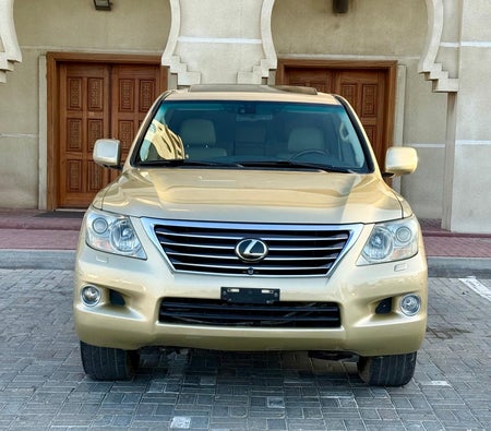 Gold Lexus LX570 2009