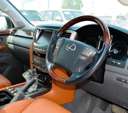 Lexus LX570 2008, photo 4 of 4