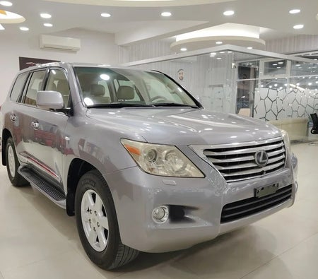 Lexus LX570 Platinum 2010, photo 2 of 4