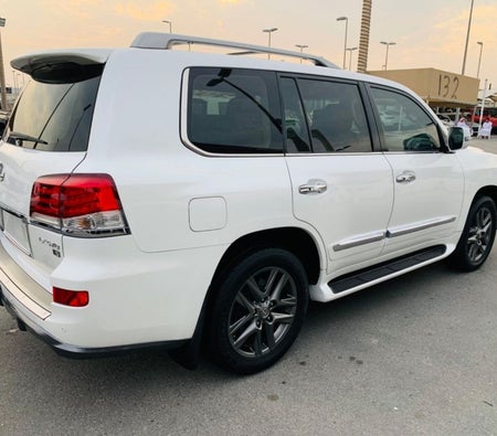 Lexus LX570 2015, photo 4 of 4