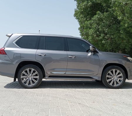 Silver Lexus LX570 2017