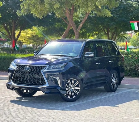 Lexus LX570 Signature 2018, photo 2 of 4
