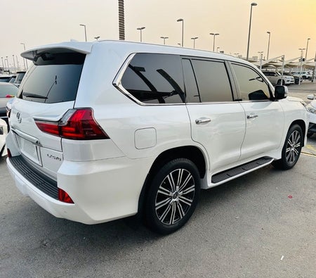Lexus LX570 2020, photo 4 of 4