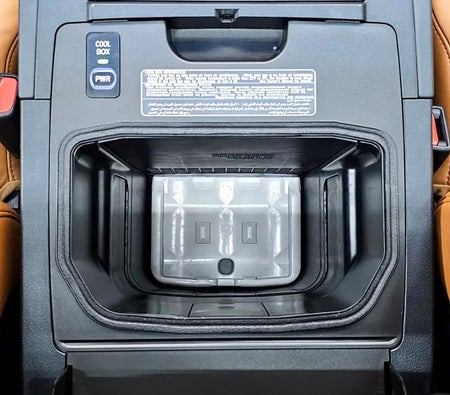 Lexus LX570 Signature Black Edition 2021, photo 4 of 4