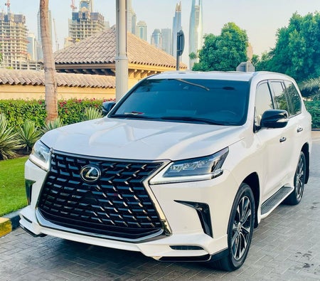 Lexus LX570 2021