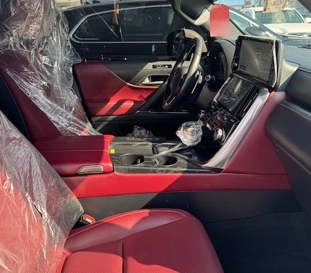 Lexus LX600 Signature 2023, photo 3 of 4