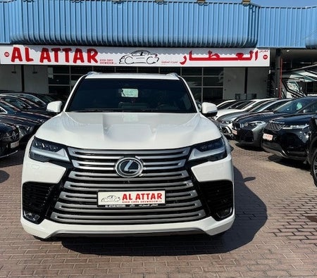 Lexus LX600 Signature 2023, photo 2 of 4