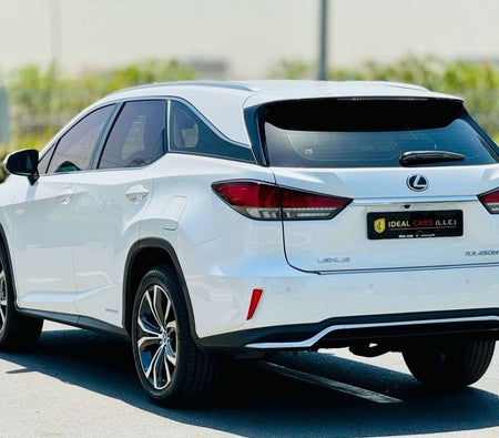White Lexus RX450hL 2020
