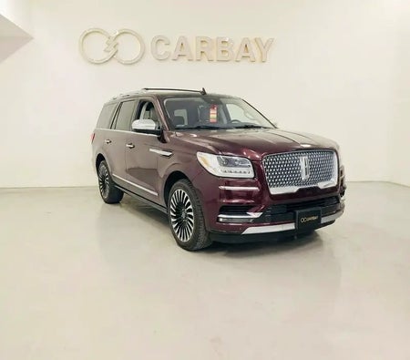 Burgundy Lincoln Navigator Presidential 2019