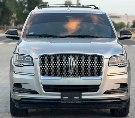 Silber Lincoln Navigator Standard 2024 Silber Lincoln Navigator Standard 2024