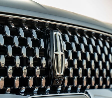 Lincoln Aviator 2022, photo 2 of 4