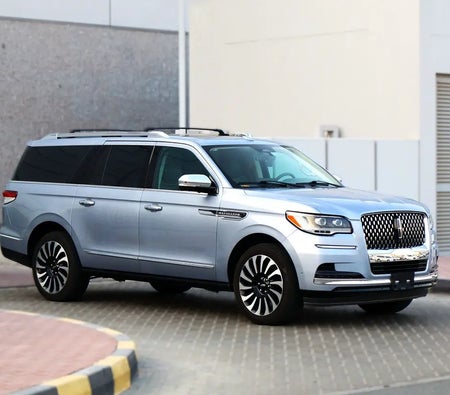 Lincoln Navigator Presidential 2023, photo 3 of 4