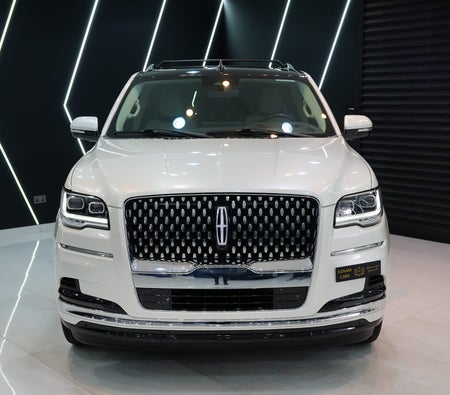 Lincoln Navigator Presidential 2023, photo 2 of 4