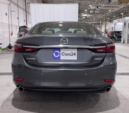gris Mazda 6 Pure 2024