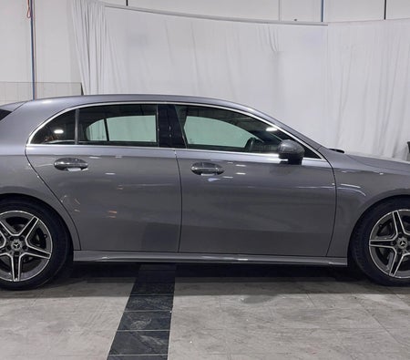 gris Mercedes Benz A200 AMG LINE 2022