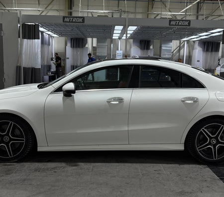 White Mercedes Benz CLA 250 AMG PREMIUM PLUS 4MATIC 2024