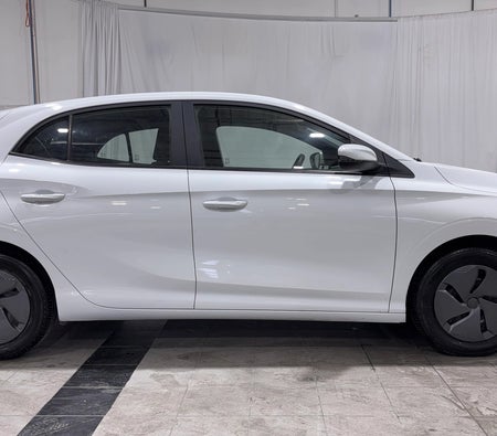 White MG 3 STD 2025