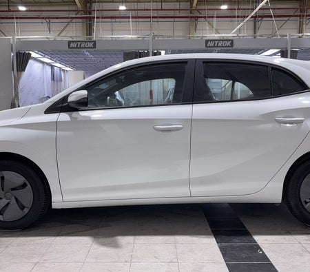 White MG 3 STD 2025