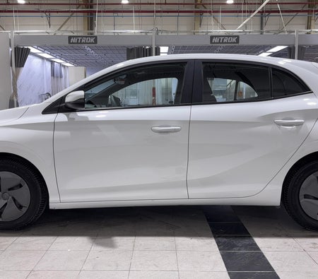 White MG 3 STD 2025