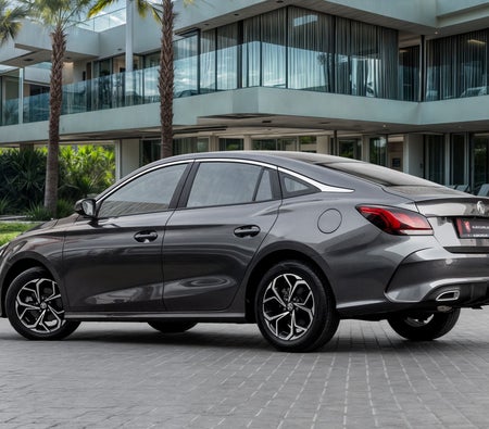 Серый MG GT Comfort 2024 год Серый MG GT Comfort 2024 год