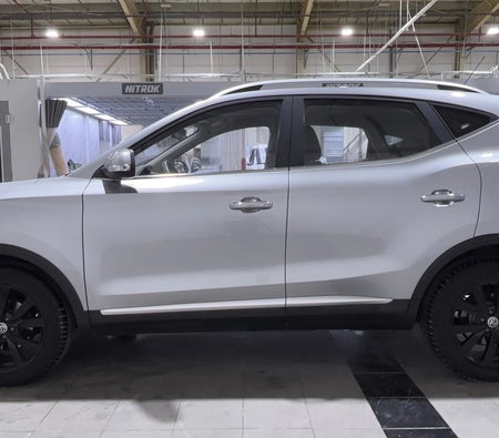 فضي إم جي ZS STD 2024