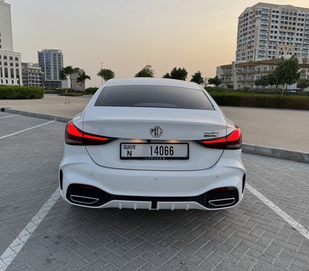 MG 5 Plus 2025