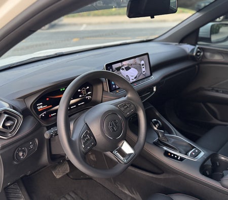 MG 5 Plus 2025