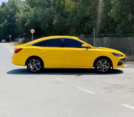 Jaune MG GT 2022